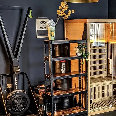 Ensuite Balcony Twin With Gym And Sauna Проживание в семье